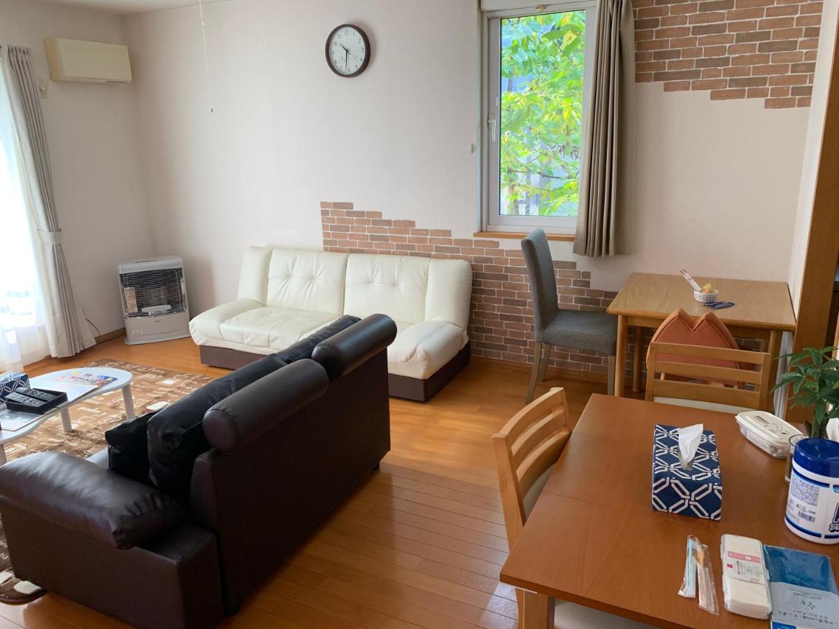 Appartamento Sejour Toyohirakoen Sapporo Esterno foto